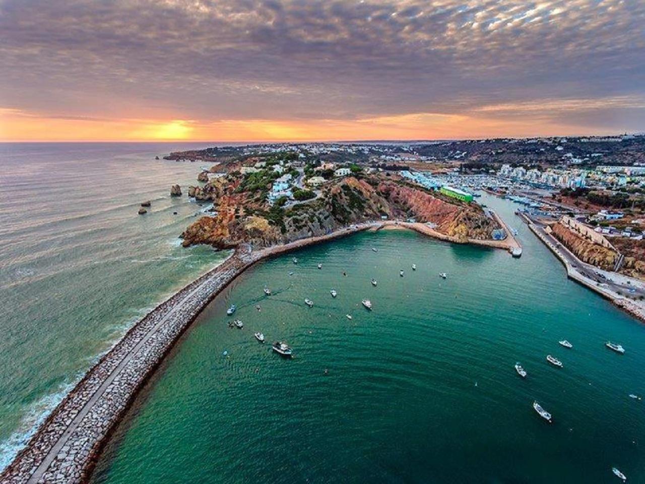 Vista Das Ondas Olhos De Agua Apartment Ngoại thất bức ảnh