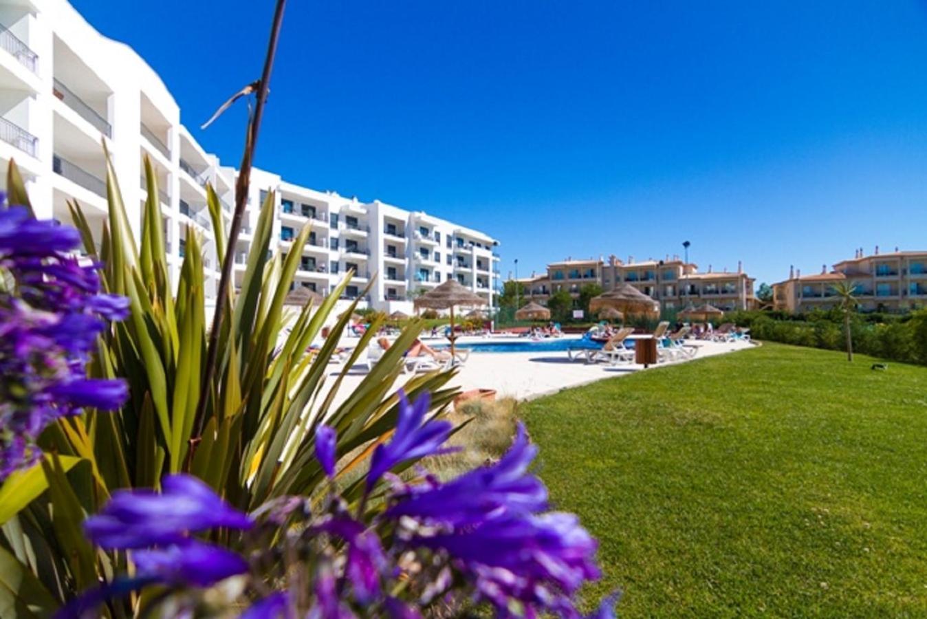 Vista Das Ondas Olhos De Agua Apartment Ngoại thất bức ảnh